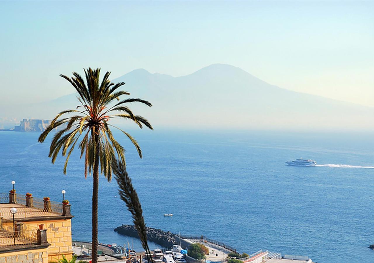Metro Materdei - Casa Al Quinto Piano E Wi-fi A 2 Passi Dalla Metropolitana Naples
