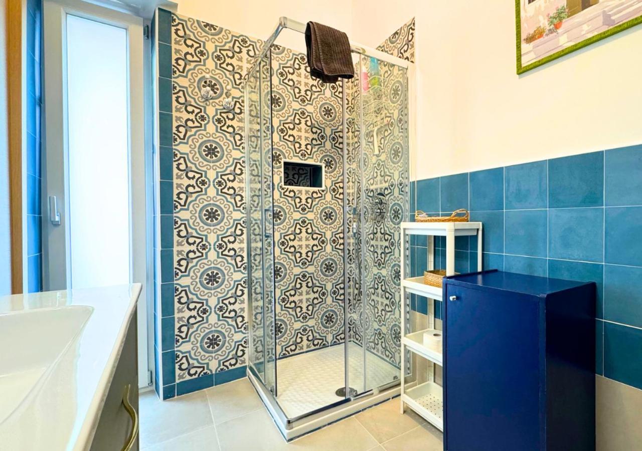 Metro Materdei - Casa Al Quinto Piano E Wi-fi A 2 Passi Dalla Metropolitana Apartment Naples